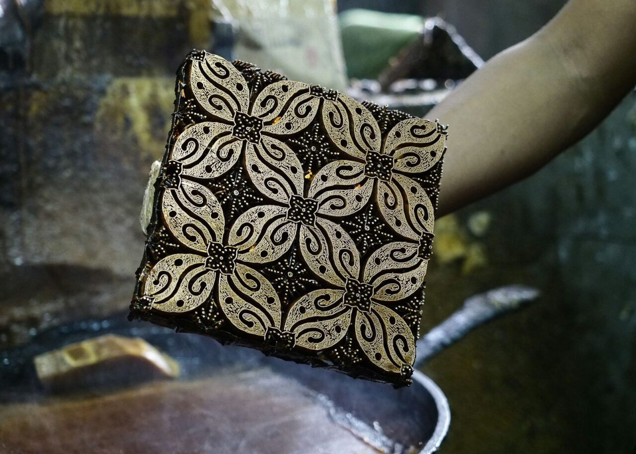 batik-stamp-1280x914-1 Batik stamp
